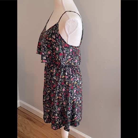 H&M Divided Black Floral Mini Dress Size 8 - Picture 4 of 10